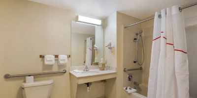Red Roof Inn Hendersonville