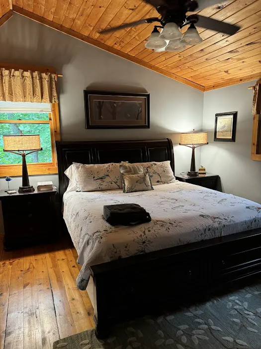 Cozy Nest Cabin 4
