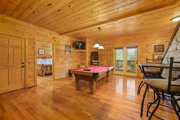 Point of View - 4 bedroom / 4 bath - Vacation Rental Cabin in Gatlinburg, TN 4