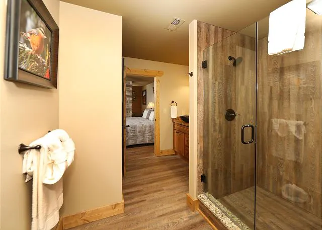 Hilltop Haven Eden Crest 4