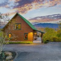 Almost Heaven-Luxury Log Cabin