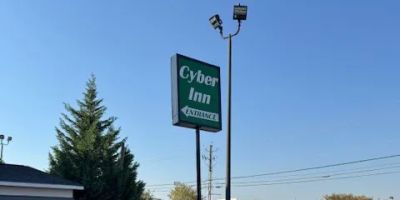 Cyber Inn