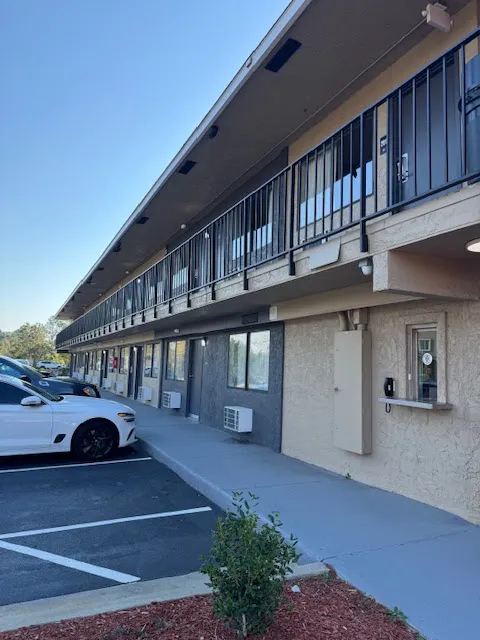 Cyber Inn 5