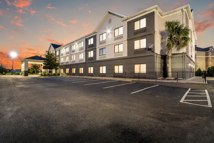 Quality Inn & Suites Augusta I-20 5