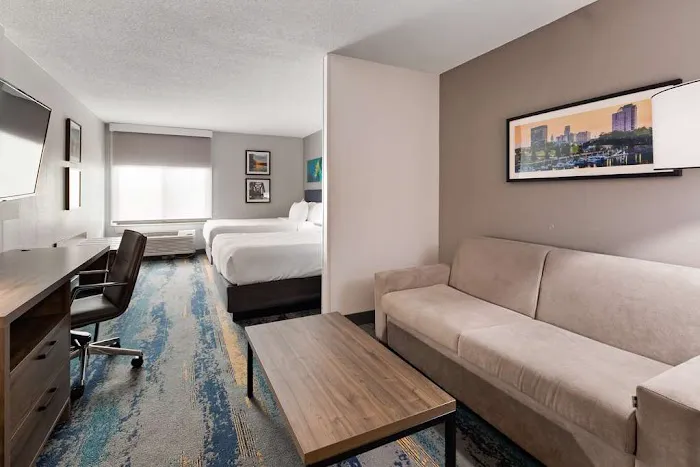 Best Western Plus Augusta North Inn & Suites 4
