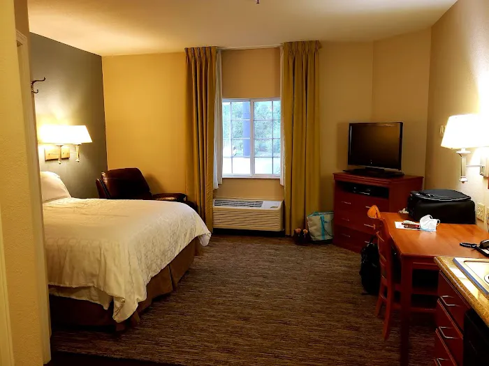 Candlewood Suites Augusta, an IHG Hotel 4