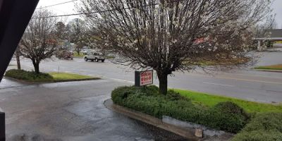 Deluxe Inn Lodging for Business & Workforce