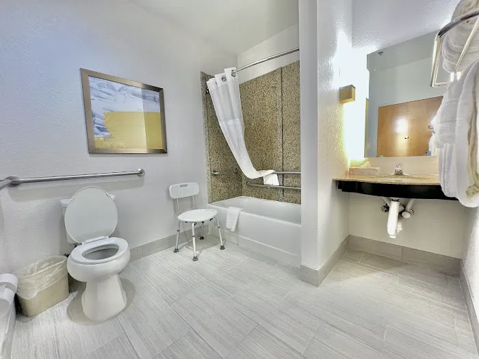 Comfort Suites Augusta Riverwatch 4