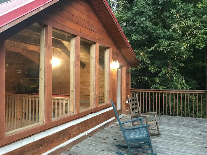 Black Bear Hideaway 3 Bedroom Home with Hot Tub 4