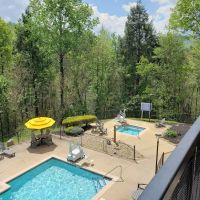 Building 5 at Bluegreen Vacations MountainLoft Resort ico