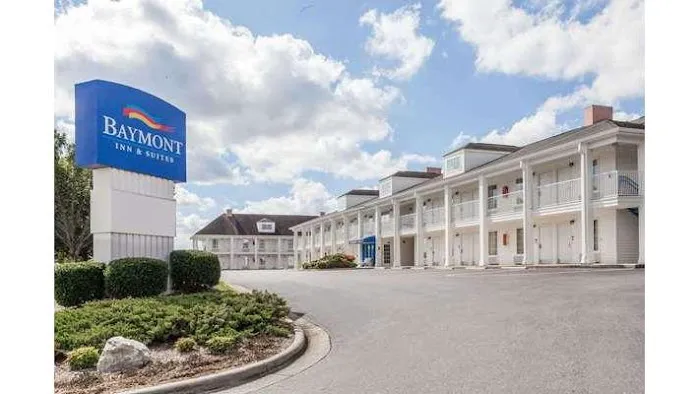 Baymont by Wyndham Hickory 4