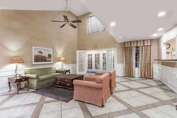 Baymont by Wyndham Hickory 4