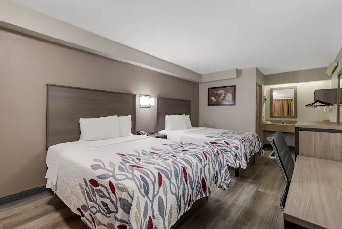 Red Roof Inn Hickory 4