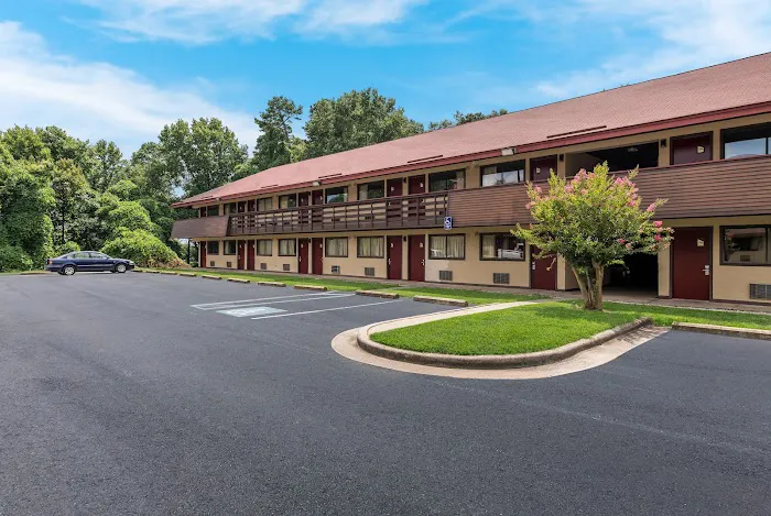 Red Roof Inn Hickory 4