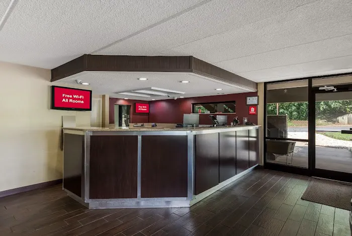 Red Roof Inn Hickory 4