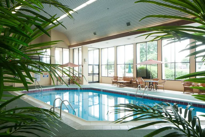Crowne Plaza Hickory by IHG 4