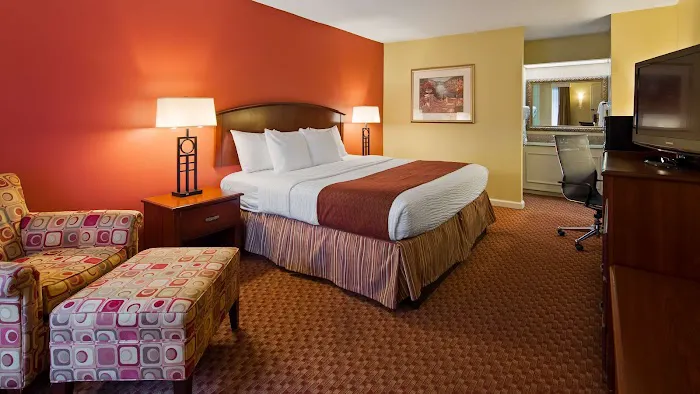 Best Western Hickory 4