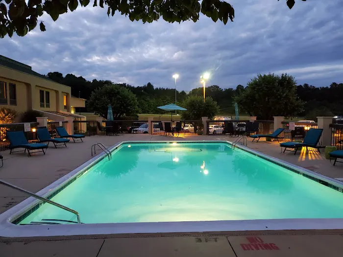 Best Western Hickory 4