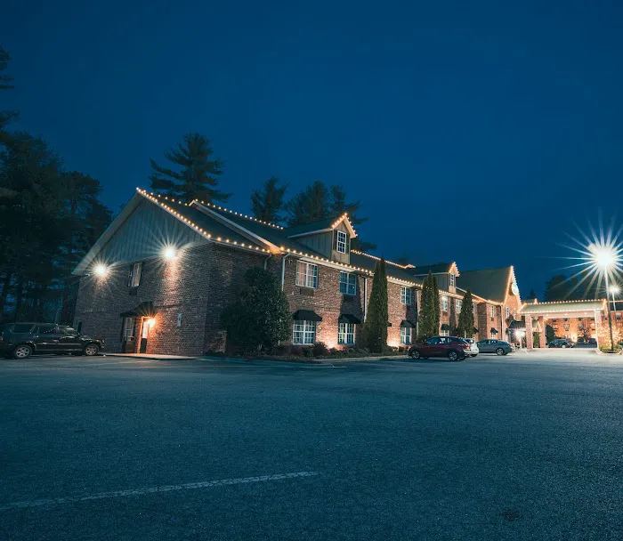 Mountain Inn & Suites Flat Rock 4