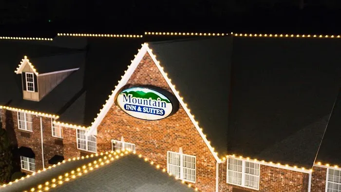 Mountain Inn & Suites Flat Rock 4