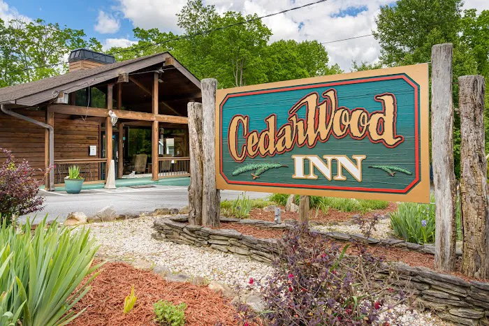 CedarWood Inn 4