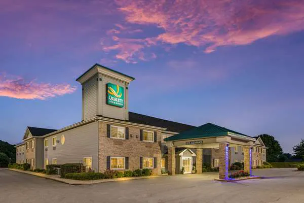 Quality Inn & Suites Hendersonville - Flat Rock 4