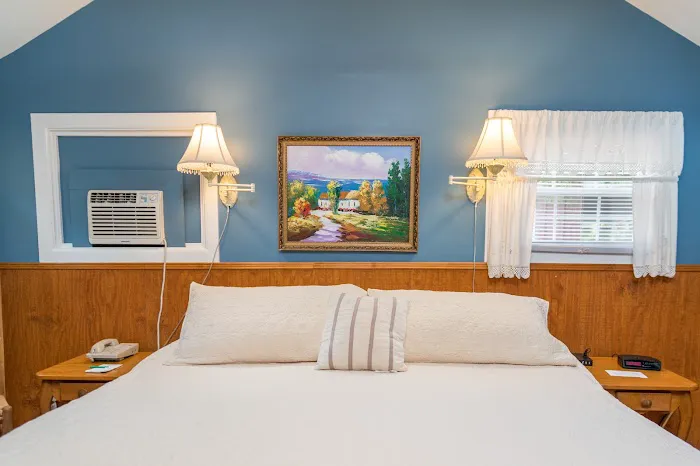 Highland Lake Inn & Resort 4