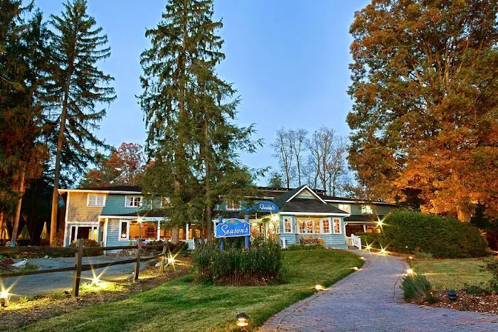 Highland Lake Inn & Resort 4