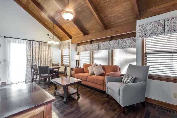 Bluegreen Vacations Mountain Loft Resort 4