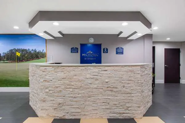 Microtel Inn & Suites by Wyndham Augusta Riverwatch 4