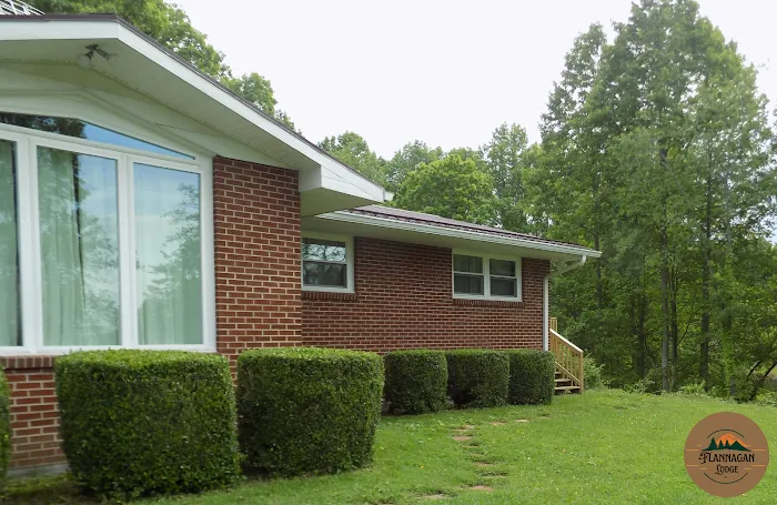 Flannagan Lodge 4