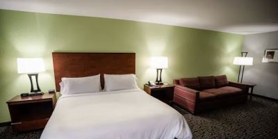 Holiday Inn Express Hickory-Hickory Mart by IHG