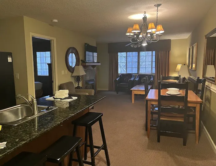 Blue Ridge Village Resort 4