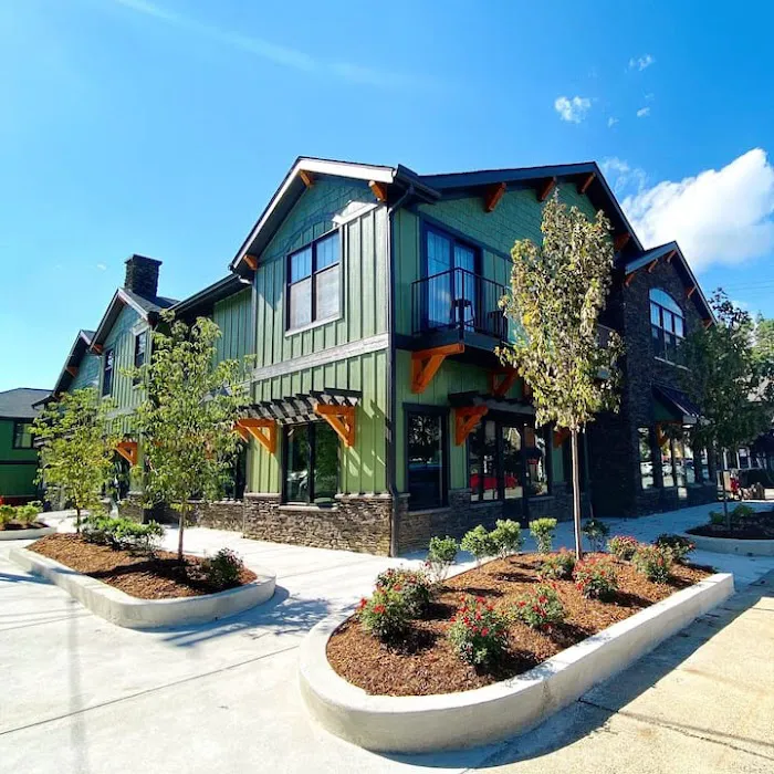 Main & Pine 4