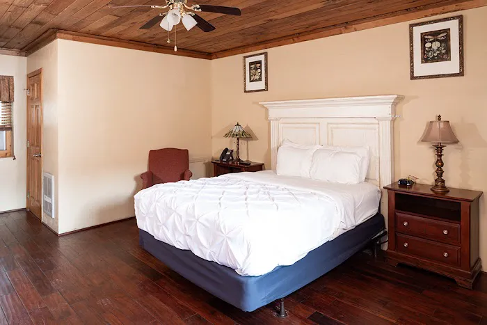 The Ridgeway Inn 4