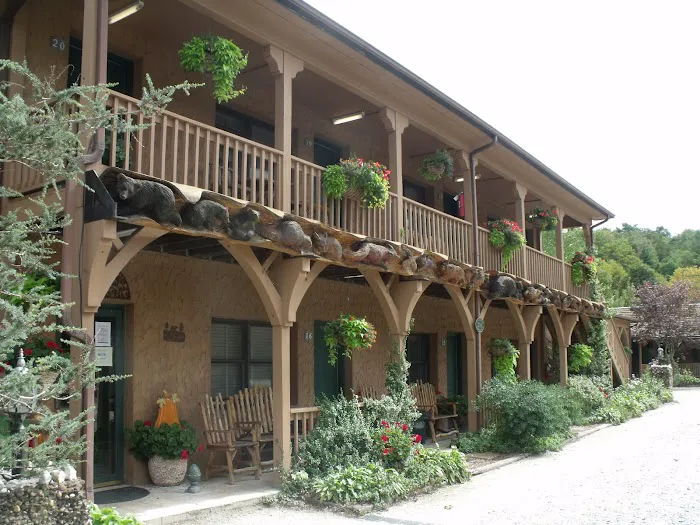 Hemlock Inn 
