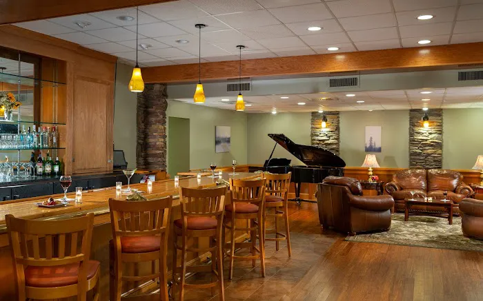 Meadowbrook Inn 4
