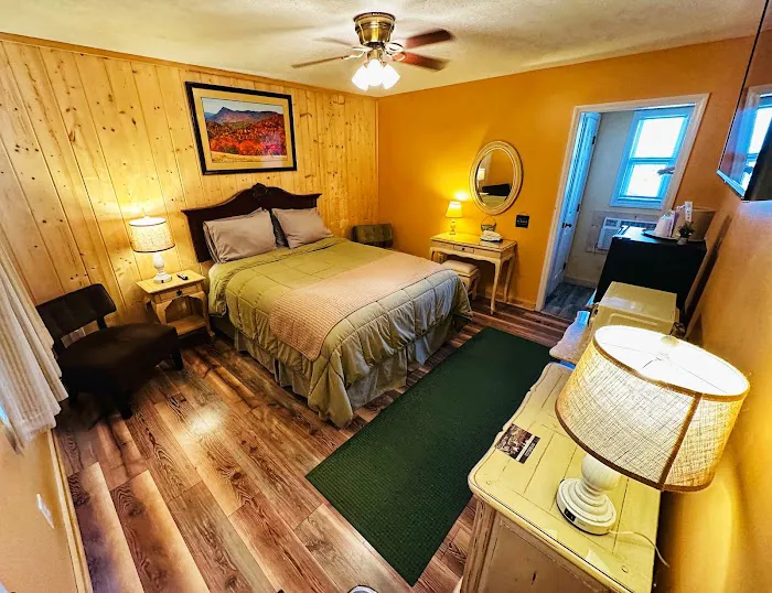 Alpine Village Inn 4