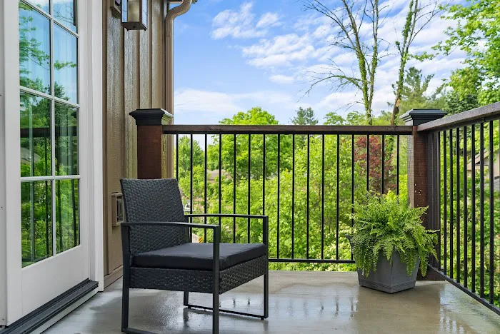 The Blowing Rock Manor 4