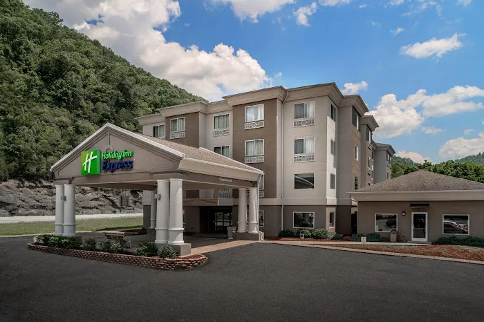 Holiday Inn Express & Suites Pikeville by IHG 4