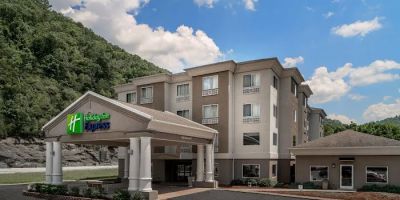 Holiday Inn Express & Suites Pikeville by IHG