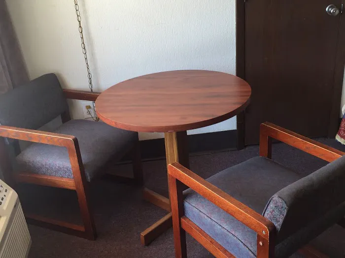 Daniel Boone Motor Inn 4