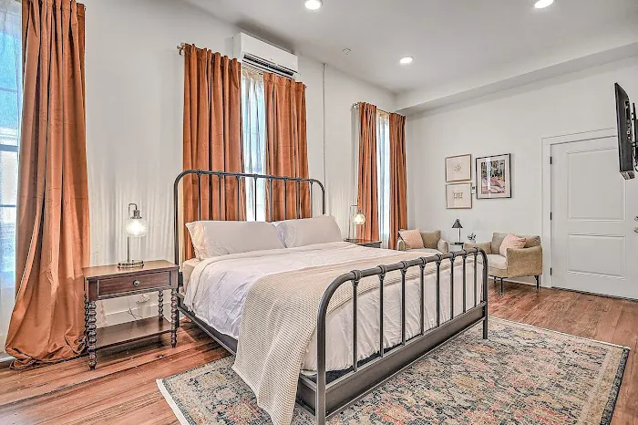 The Historic Hattie House 4