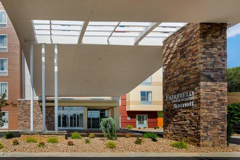 Fairfield Inn & Suites Abingdon 4