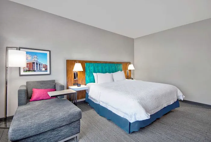 Hampton Inn Abingdon 4