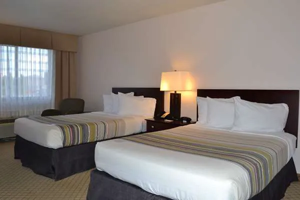 Country Inn & Suites by Radisson, Abingdon, VA 4
