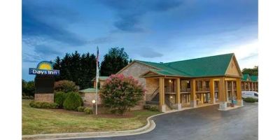 Days Inn by Wyndham Conover-Hickory