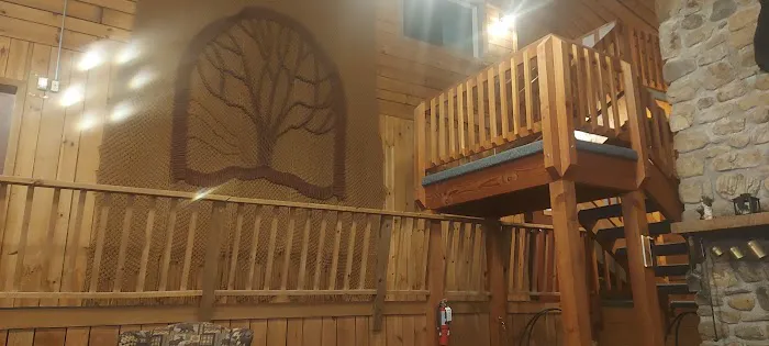 Family-Oriented Lodge in Blue Ridge Mountains - One Bedroom Lodge #1 4
