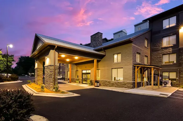 Graystone Lodge, Ascend Hotel Collection 4