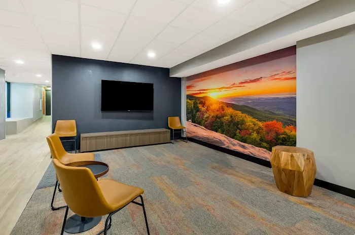 Graystone Lodge, Ascend Hotel Collection 4
